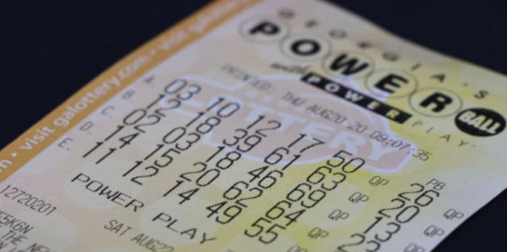 Powerball Jackpot Skyrockets to $820 Million – One Ticket Could Change Everything